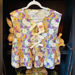 Entro NWT  Floral Peplum Top in Purple, White & Yellow